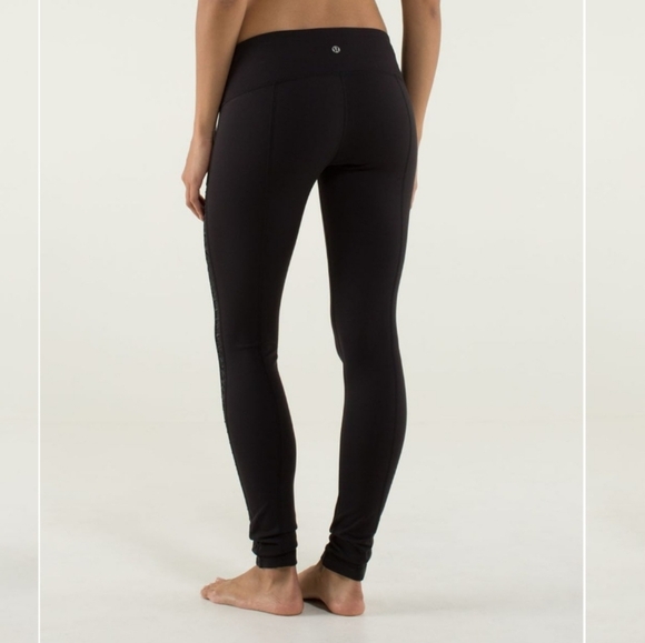 Lululemon Practice Daily Pant. Tights. Satin Ruched Details Side. Black. 10. 28" - Picture 3 of 15